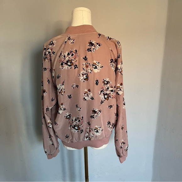 xhilaration Pink Floral Bomber Jacket - Picture 2 of 4